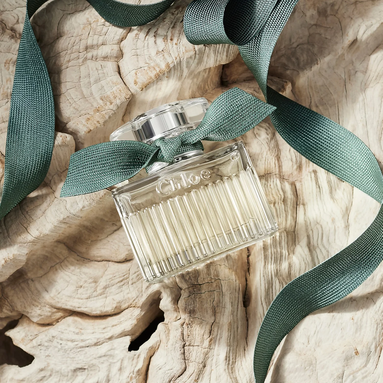 Chloé Rose Naturelle Intense Eau De Parfum Spray 50ml 3 Chloé Rose Naturelle Intense Eau De Parfum Spray 50ml - Image 3