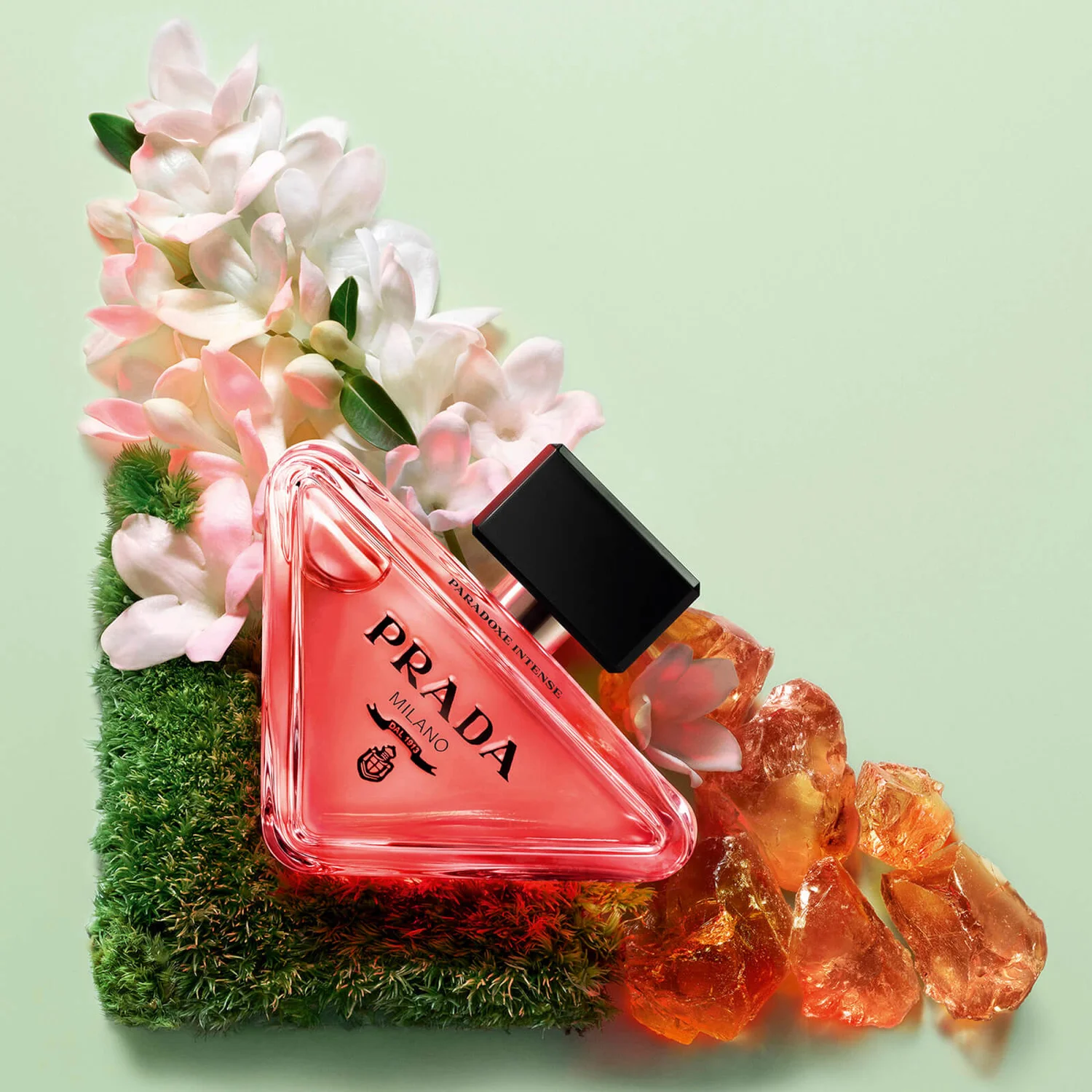 Prada Paradoxe Intense Eau De Parfum 30ml 3 Prada Paradoxe Intense Eau De Parfum 30ml - Image 3